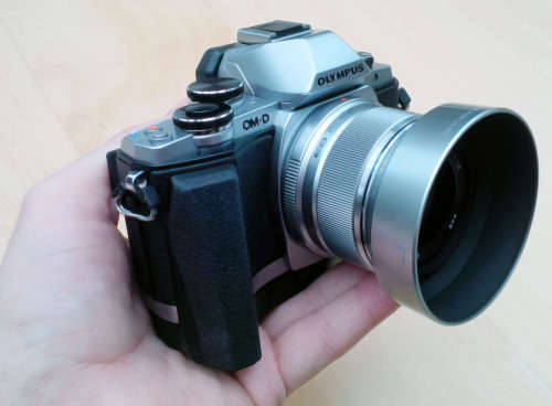 Olympus M. Zuiko 25mm f1.8 ED Digital Lens MFT Black